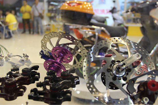 �Ɲ�܇�l�����Ͼ�չ